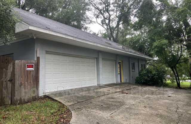 7617 India Ave - 7617 India Avenue, Jacksonville, FL 32211