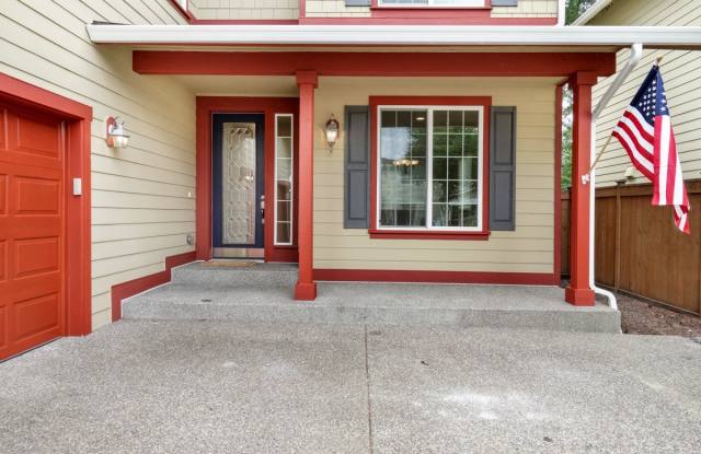 4315 Freemont St NE - Edgewater Community Gallery 4