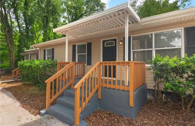 2051 College Avenue NE unit: A photos photos