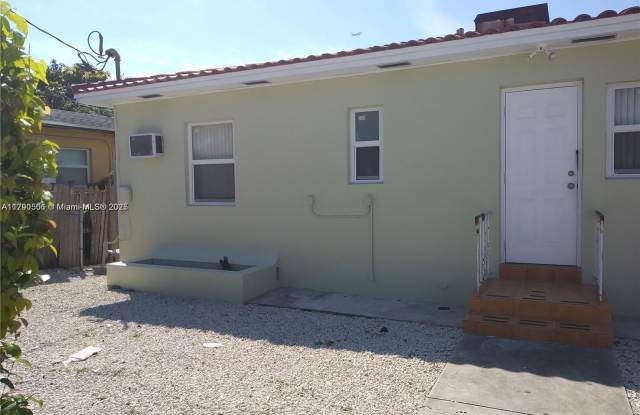 503 SW 19th Ave photos photos