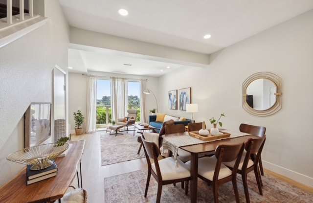 Stylish Laguna Niguel View Condo in Resort-Style Beach Community Gallery 3