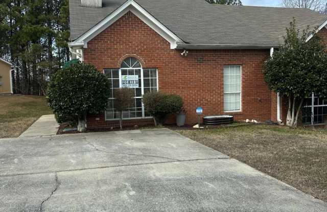 Quiet Pelham 3BR/2BA Home with Deck Fireplace photos photos Quiet Pelham 3BR/2BA Home with Deck Fireplace photos photos