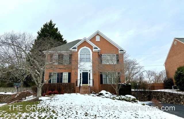 4453 Brentwood Court Gallery 2