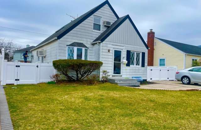 278 Devonshire Dr photos photos