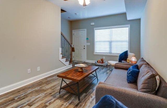 1535 Wilma Rudolph Blvd Unit E22 photos photos
