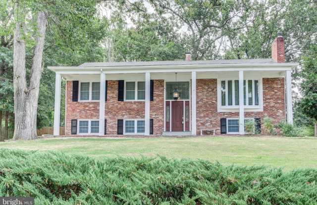 3809 GREAT NECK COURT - 3809 Great Neck Court, Mount Vernon, VA 22309