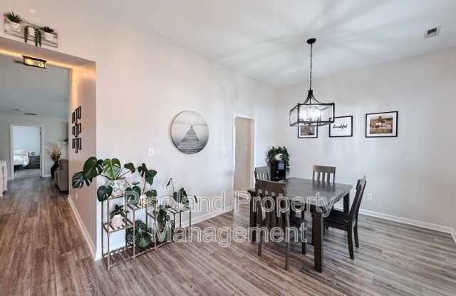 201 Old Colony Pl Gallery 3