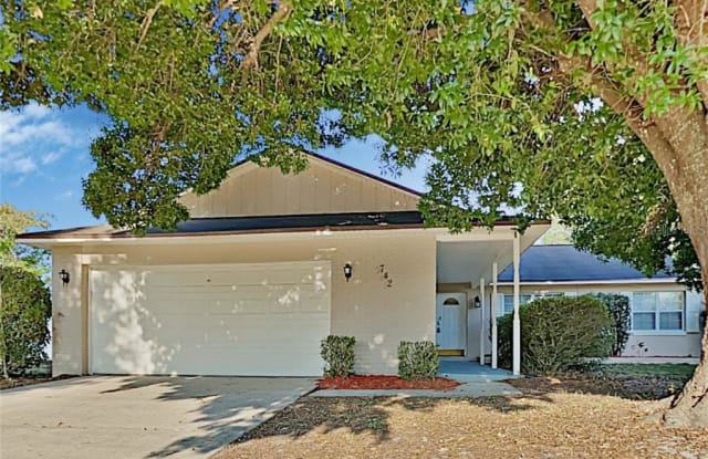 742 ROYALTON ROAD - 742 Royalton Road, Rio Pinar, FL 32825