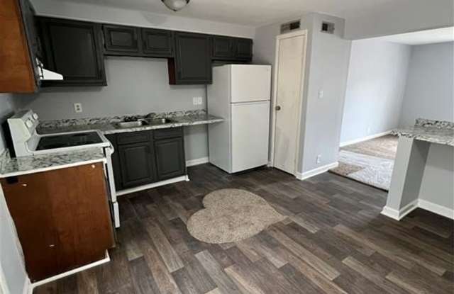 618 Dashland Drive - 618 Dashland Drive, Fayetteville, NC 28303