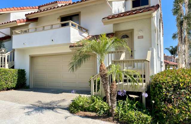 Two-Story Townhome in La Costa! Gallery 1
