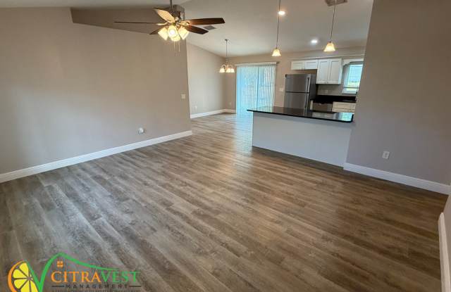2495 W Landmark Dr Gallery 2