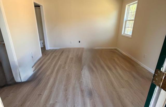 2 bedroom 1 bath house Gallery 3