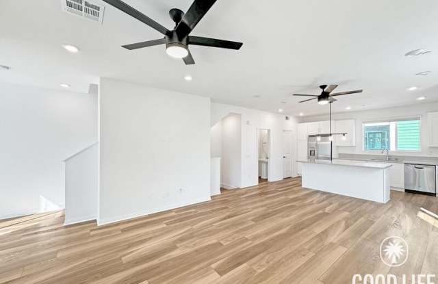 1998 Affinity Ln Gallery 4