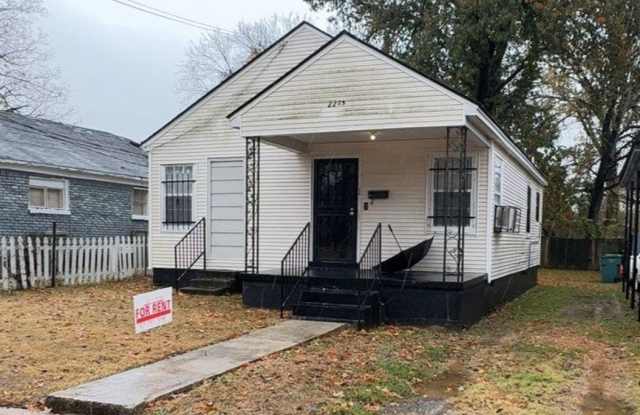 Very Cute Home in Hyde Park - $99 Move In Special photos photos