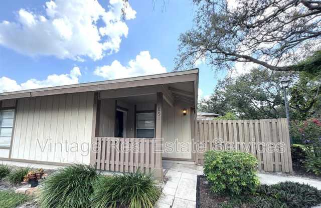 851 Creekway Ct photos photos