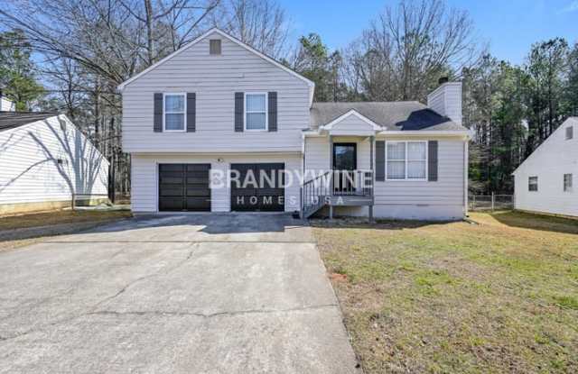 35 Hampton Oaks Drive - 35 Hampton Oaks Drive, Hampton, GA 30228