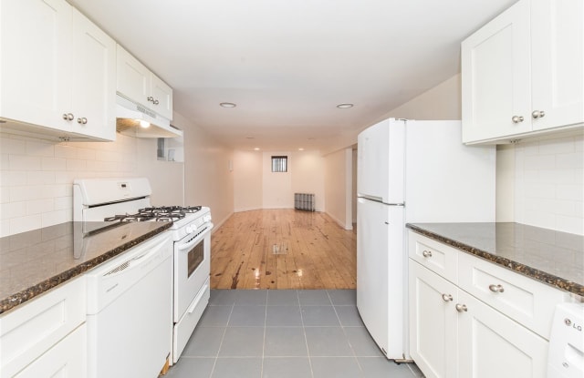 104-106 COTTAGE AVE - 104 Cottage St, Jersey City, NJ 07306