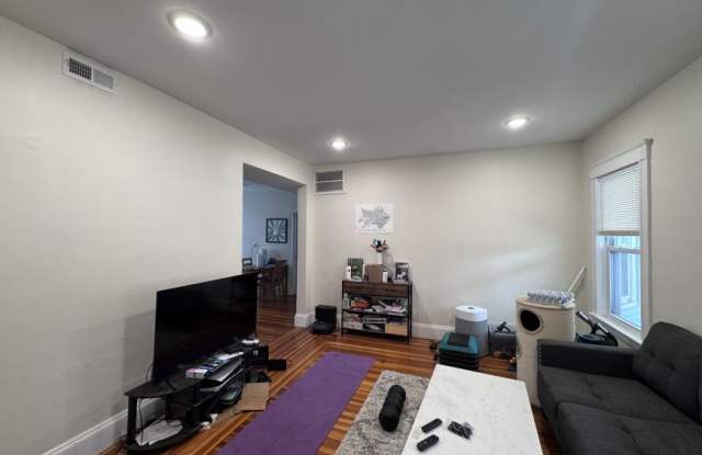 8 Lowell Cir. photos photos