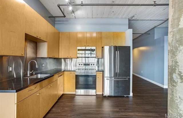 2020 Washington Ave photos photos