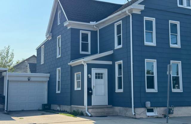 140 E HANOVER Street - 140 East Hanover Street, Hanover, PA 17331