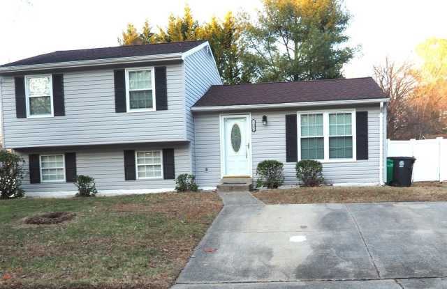 12500 STURDEE Drive - 12500 Sturdee Drive, Queensland, MD 20772