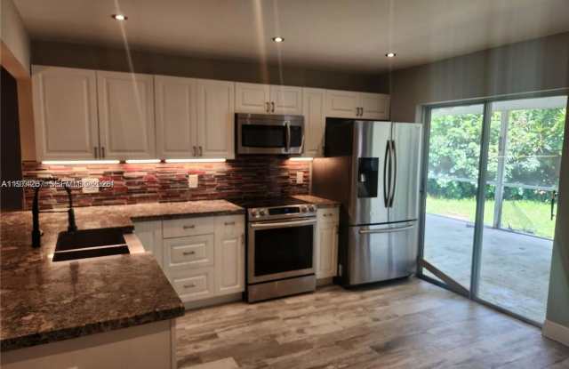 107 S 18th Avenue S _, Lake Worth Beach, FL 33460 Gallery 3