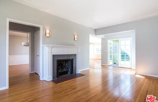 11144 VALLEY SPRING Place Gallery 4