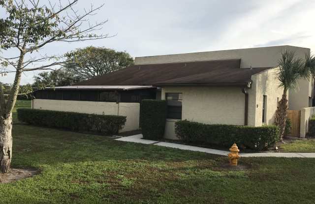 1880 N Crystal Lake Dr Apt 68 - 1880 N Crystal Lake Dr Apt 68, Lakeland, FL 33801