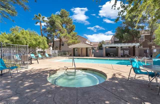 1409 Sycamore Spring Court Gallery 3