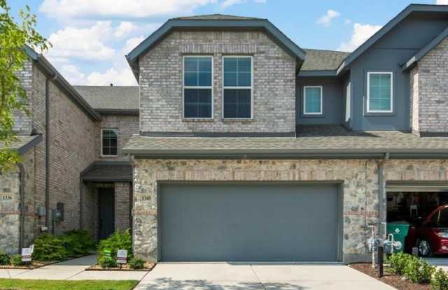 1340 Hill Country Place photos photos