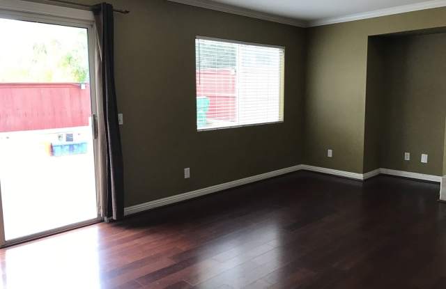 1588 Hawken Drive Gallery 3