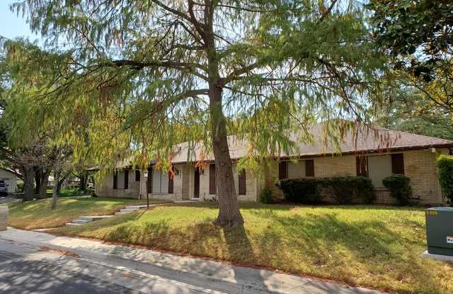 6303 Hickory Hollow Gallery 2