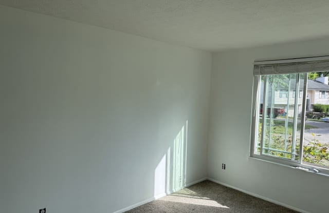 1770 Minturn Drive Gallery 3