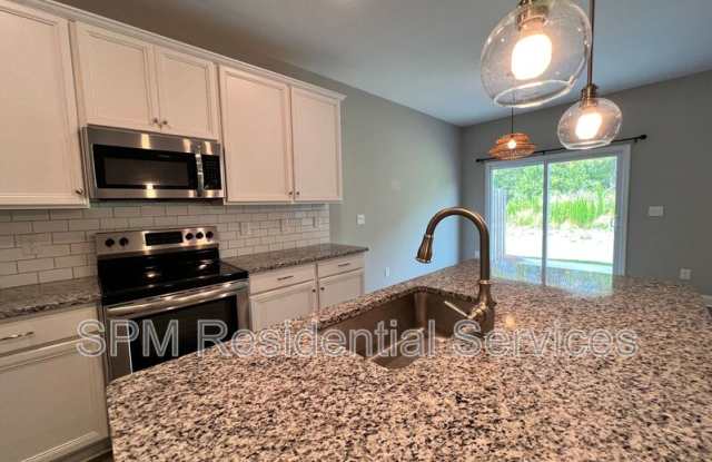 1513 Grey Cliff Run Gallery 2