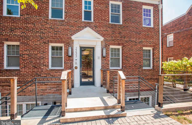 2233 40TH PLACE NW Gallery 2