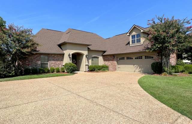 TWELVE OAKS photos photos