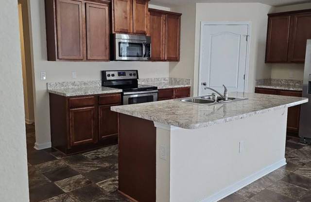 Beautiful 3/2 in Fernandina Beach Gallery 3