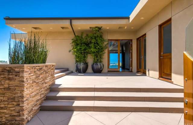 2027 Tahuna Gallery 4
