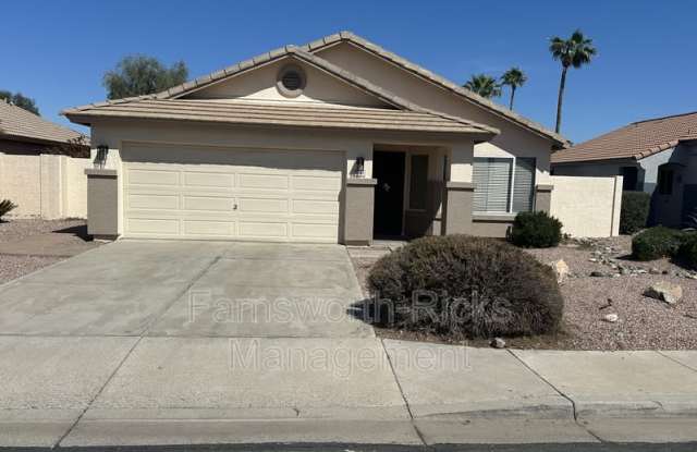 5730 E Holmes Ave photos photos