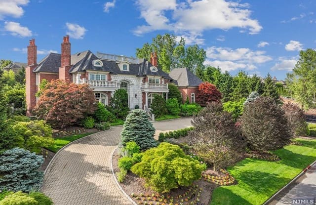 116 Truman Drive - 116 Truman Drive, Cresskill, NJ 07626