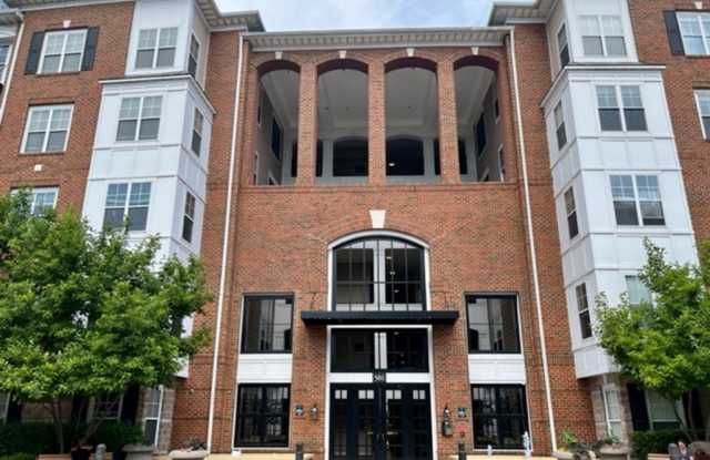 Large and quiet 1 BR 1 BA overlooking courtyard photos photos