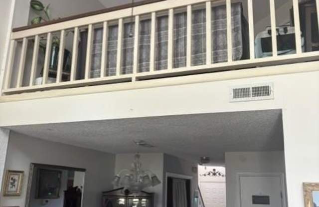 5076 Glenwood Way Gallery 4