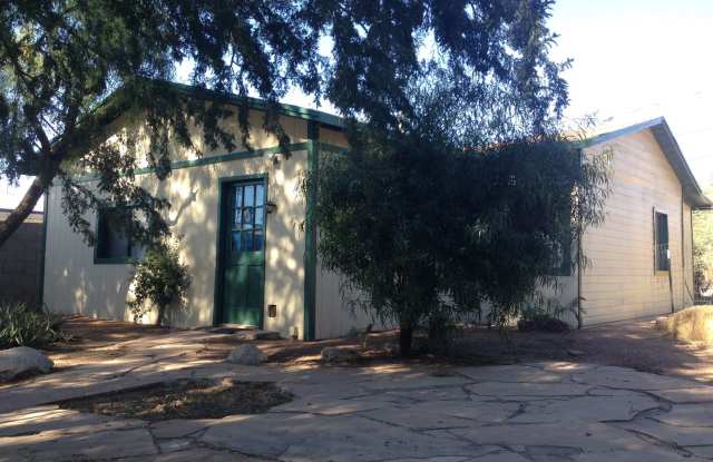 A nice one bedroom/ one bath home for rent. photos photos
