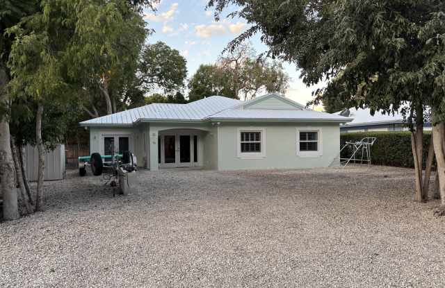 42 Transylvania Avenue photos photos 42 Transylvania Avenue photos photos