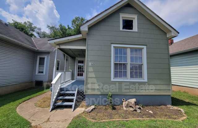 1022 Auburn Street photos photos