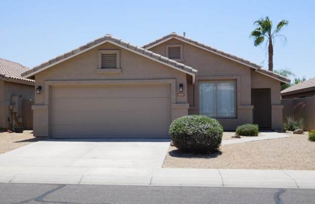 3 Bedroom single level home in Tatum Highlands, Phoenix - 26407 North 43rd Place, Phoenix, AZ 85050