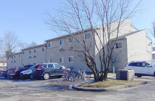 562 Woodland Avenue unit: 13 photos photos