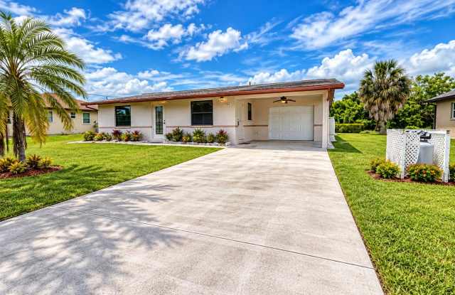 Beautifully Updated Home – Modern Kitchen, Garage & Huge Yard! Gallery 1