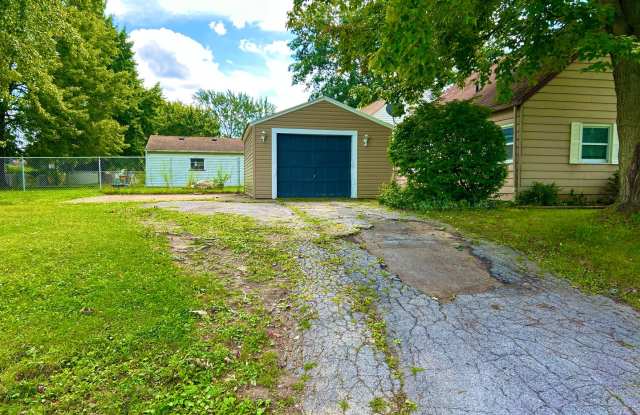 181 N Beverly Gallery 4