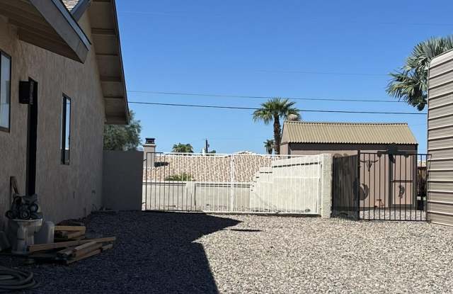 3321 Candlewood Pl Gallery 2